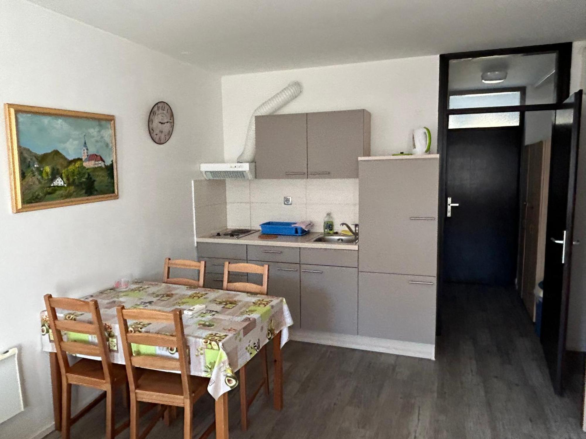 Aly Apartment *